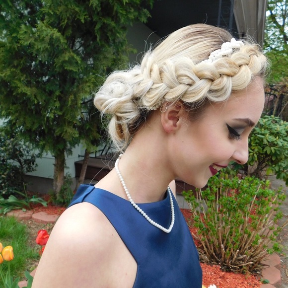 Dress - Picture 2 of 2